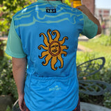 Women's cut shirt, front zipper, Tal sleeves strips into body of shirt, big Oberon logo on the back. small Bell's black logo on the top neck. Borah logo on lower back.